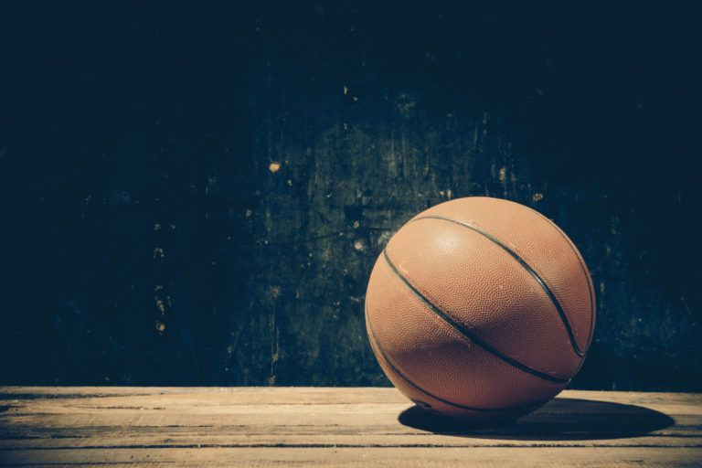 NBA: Golden State Warriors ถูกฟ้องเพราะโฆษณา FTX