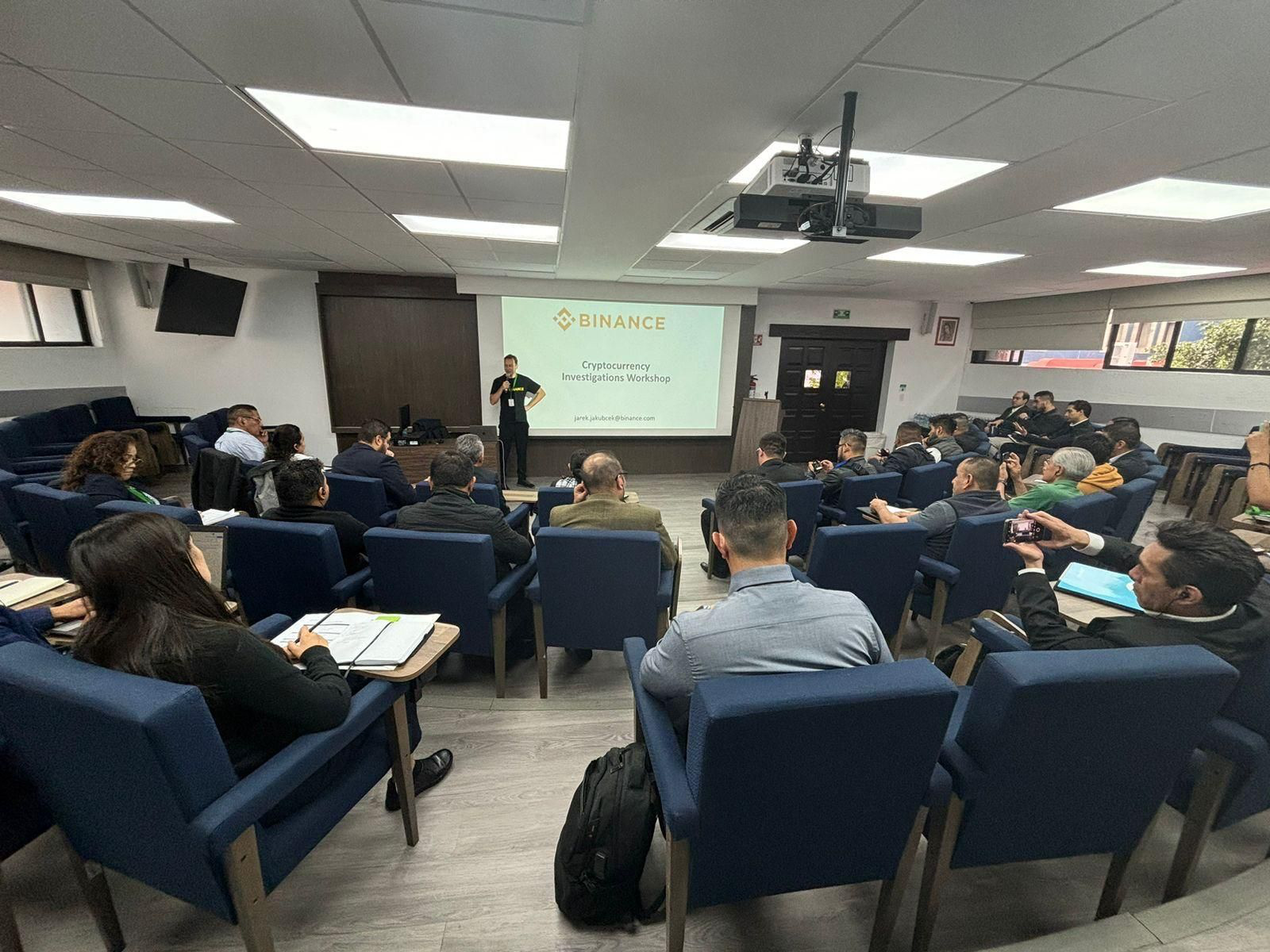 สัมมนาการบังคับใช้กฎหมายของ Binance
